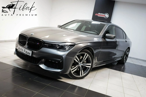 BMW 740