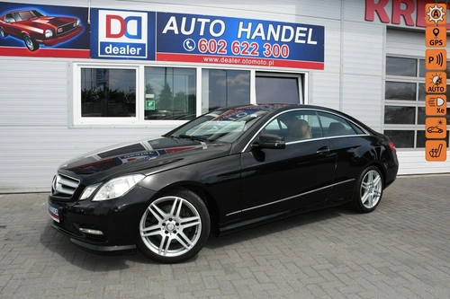 Mercedes E 220