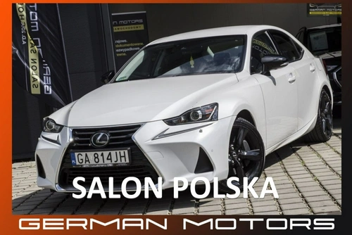 Lexus IS