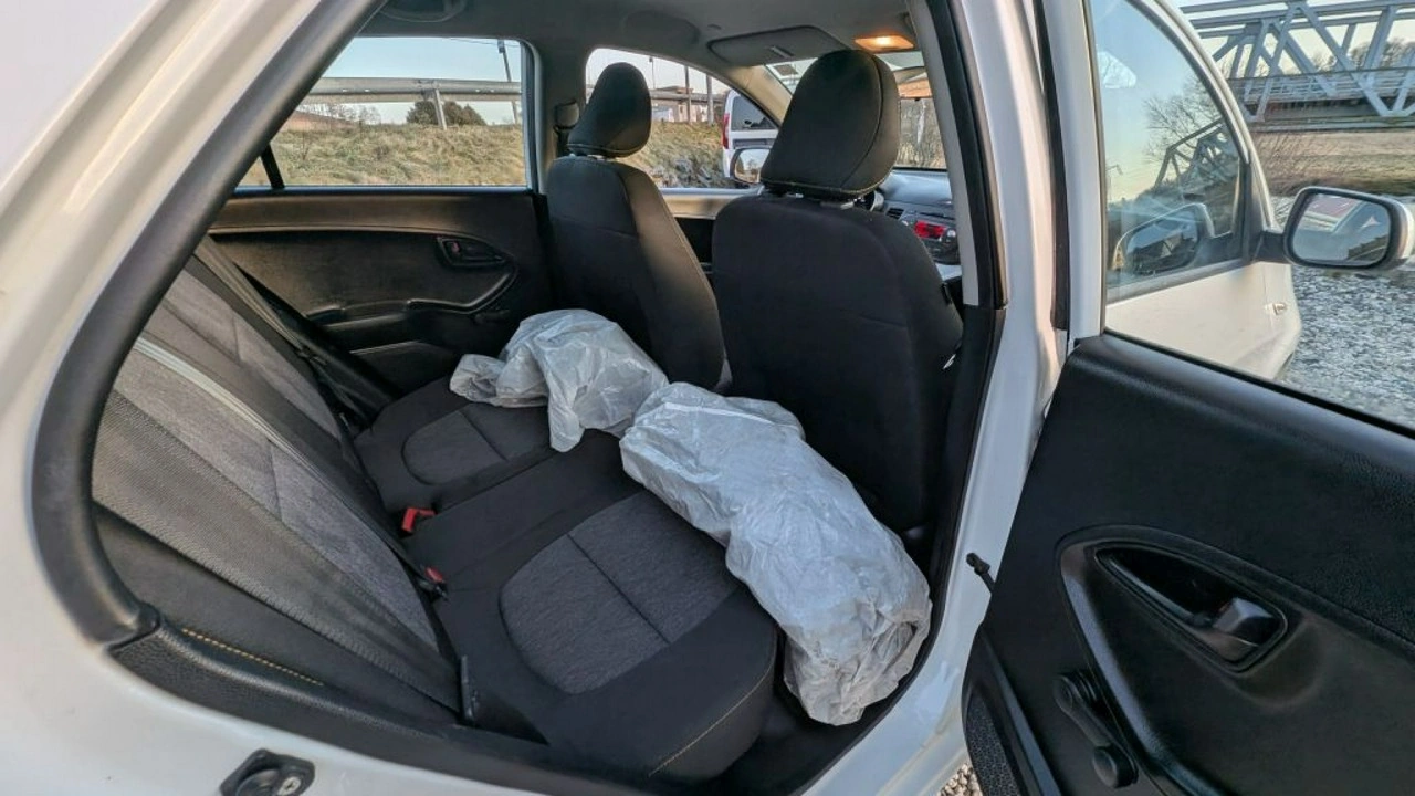 Kia Picanto - Zdjęcie 9
