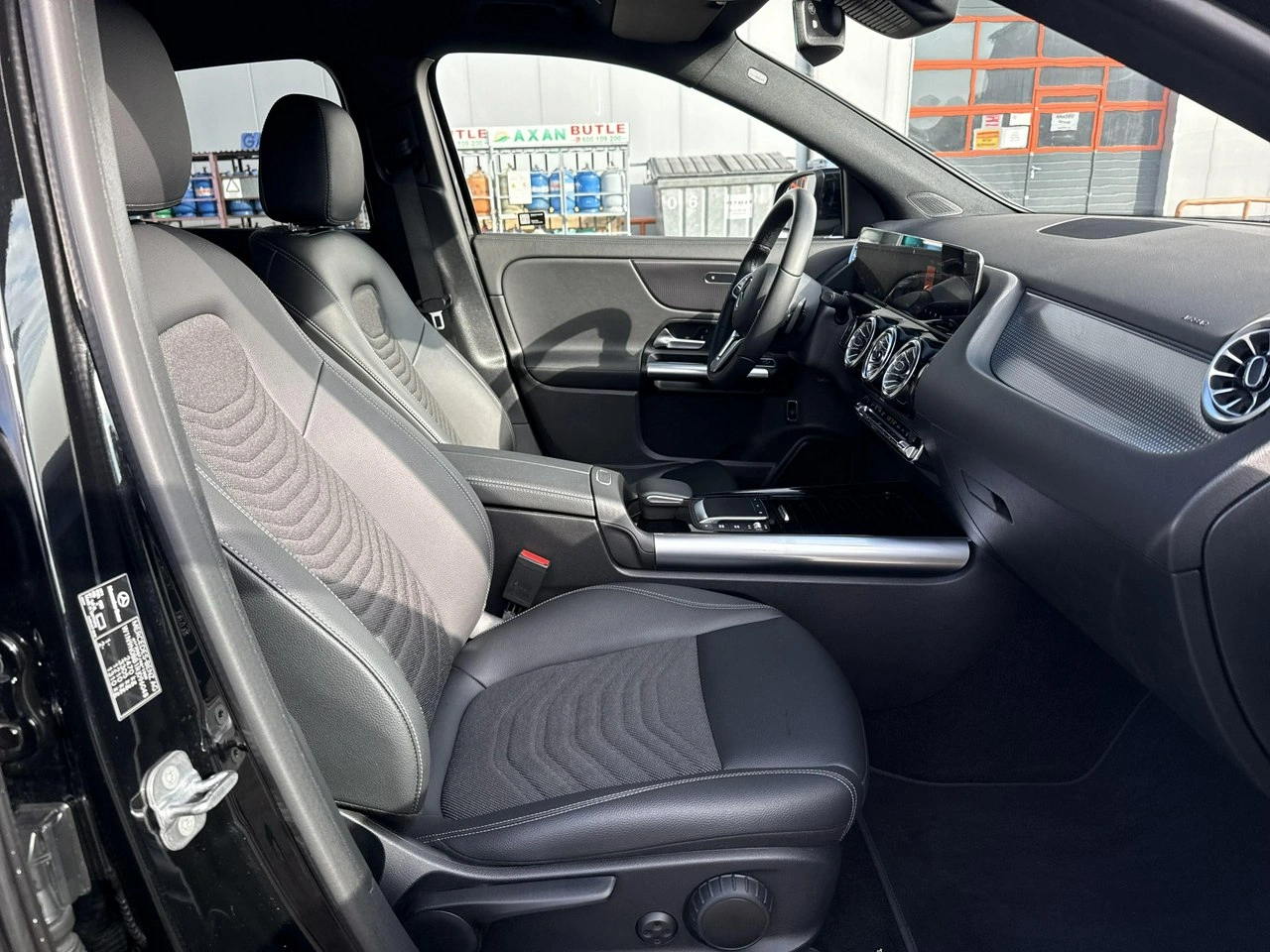 Mercedes EQA - Zdjęcie 20