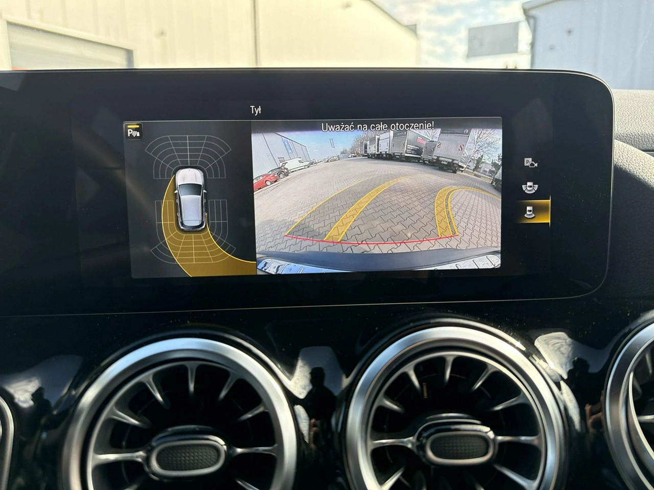 Mercedes EQA - Zdjęcie 27