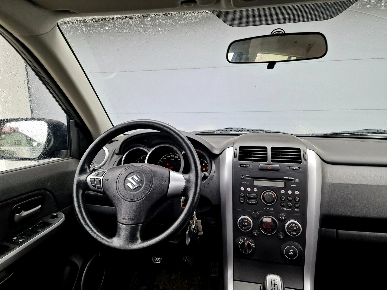 Suzuki Grand Vitara - Zdjęcie 11