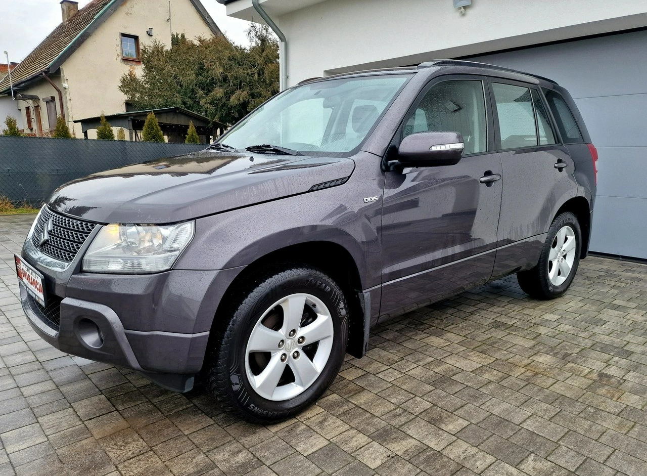 Suzuki Grand Vitara - Główne zdjęcie