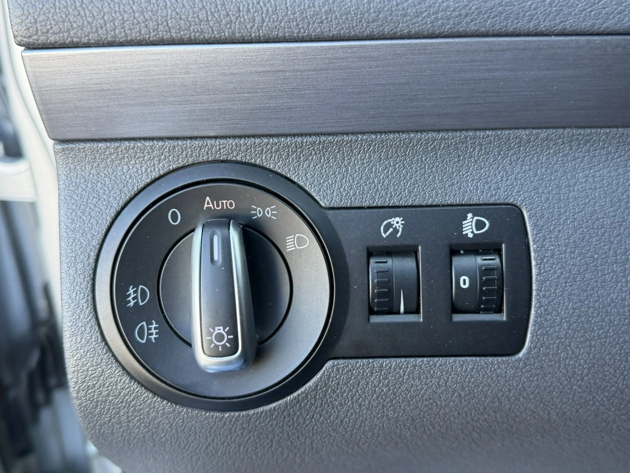 Volkswagen Touran - Zdjęcie 14