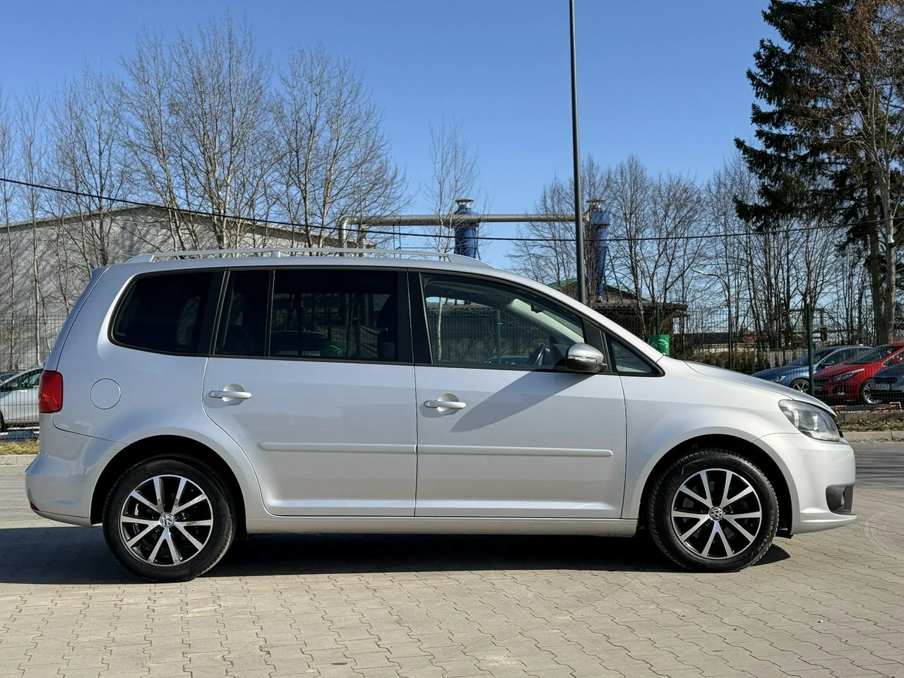 Volkswagen Touran - Zdjęcie 10