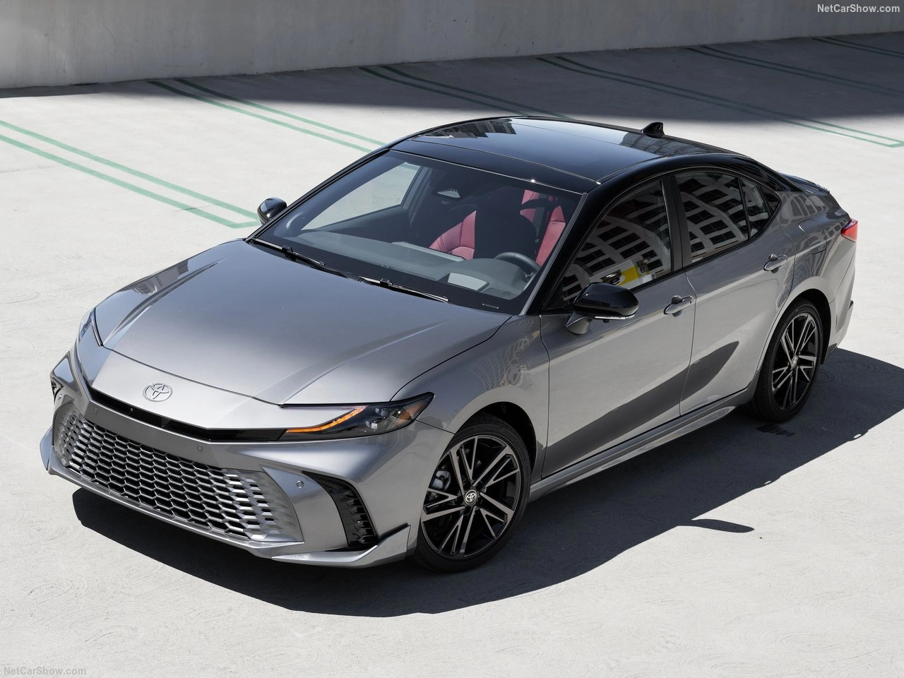 Toyota Camry - Zdjęcie 4