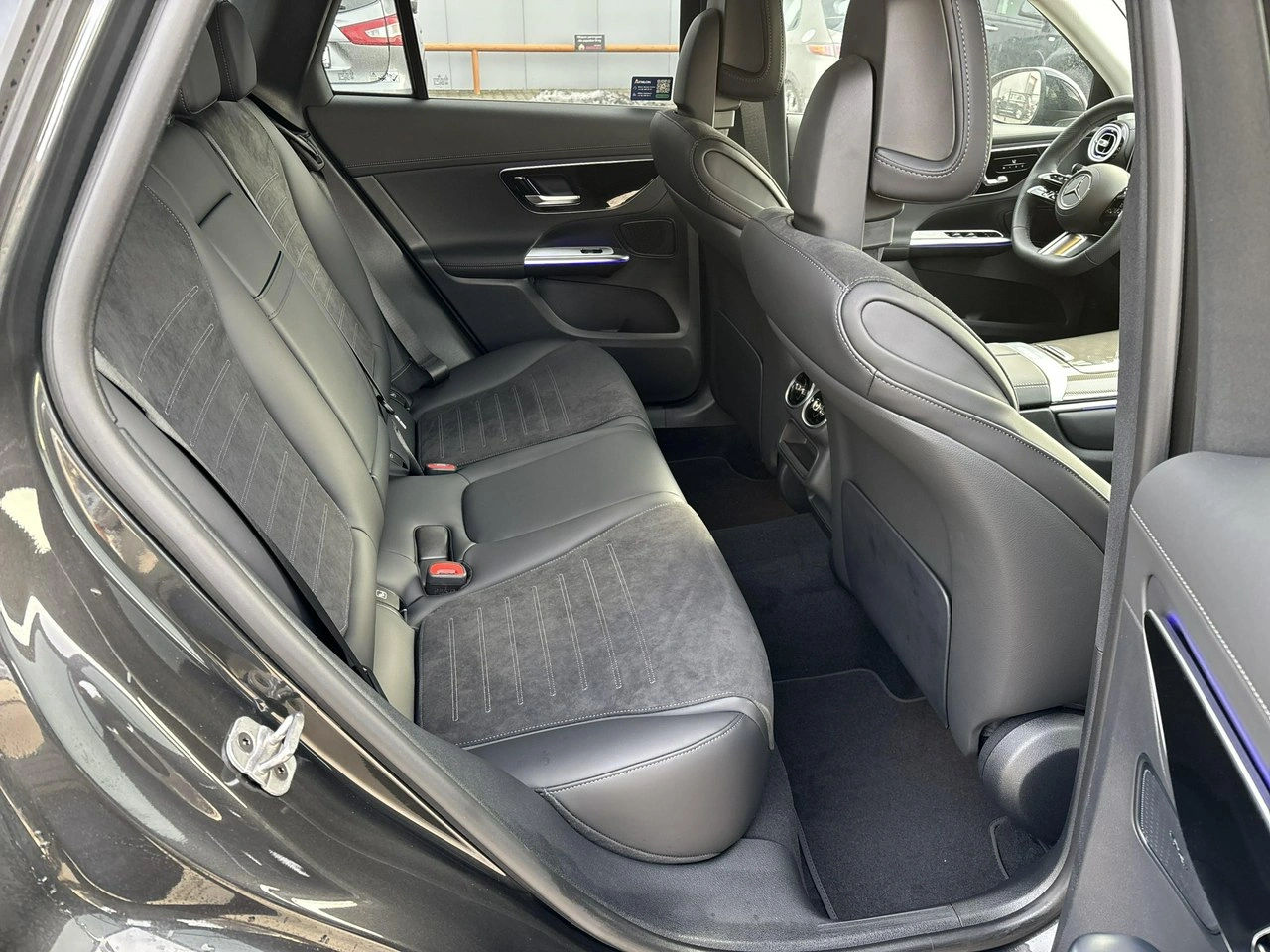 Mercedes GLC 220 - Zdjęcie 17