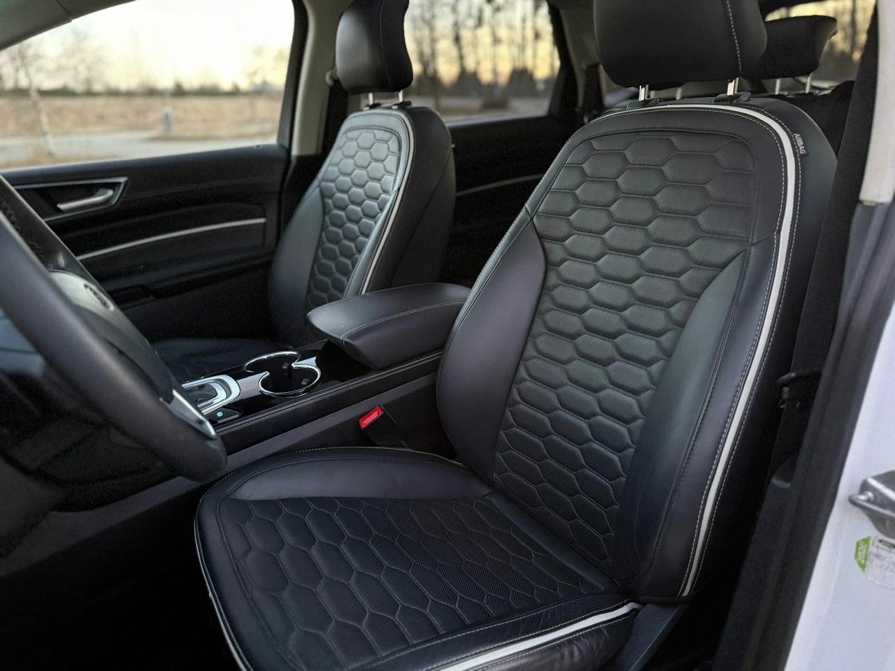 Ford Edge - Zdjęcie 21