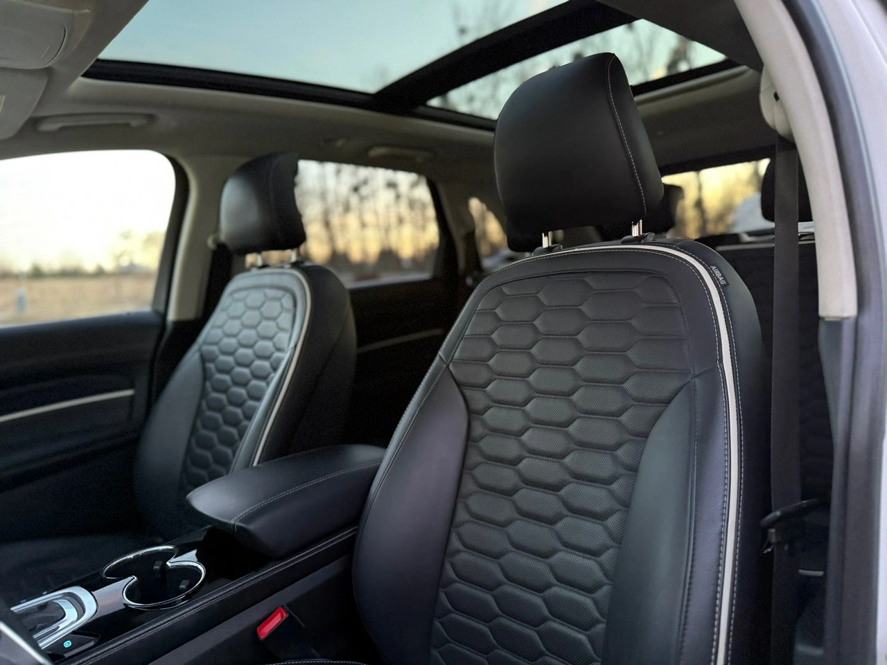 Ford Edge - Zdjęcie 22