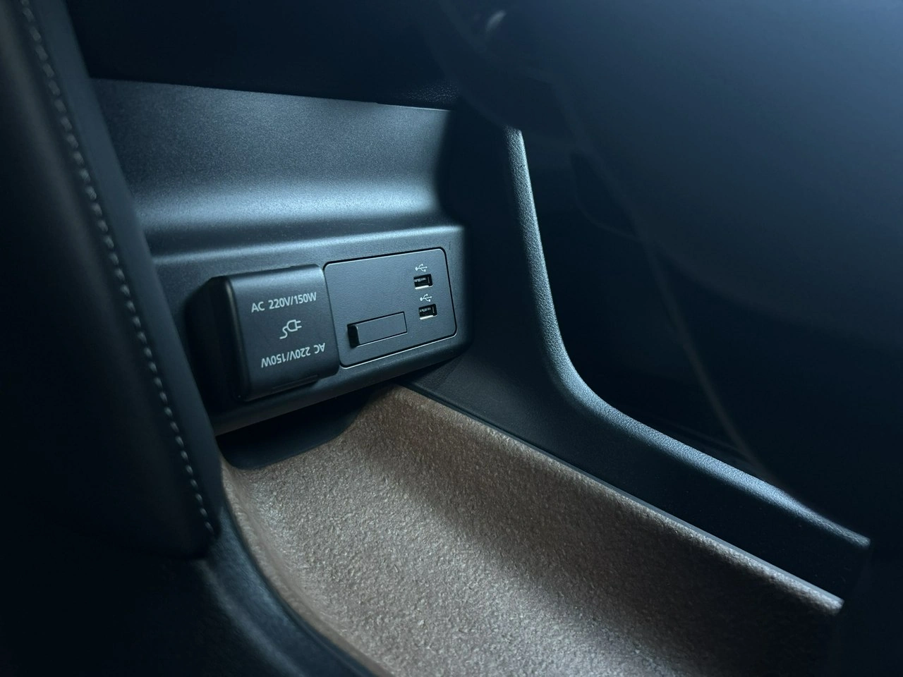 Mazda MX-30 - Zdjęcie 32