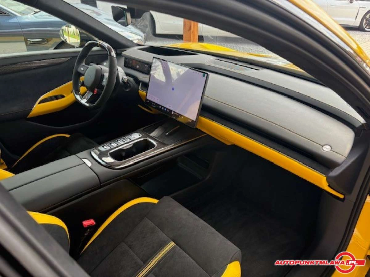 Xiaomi SU7 - Zdjęcie 17