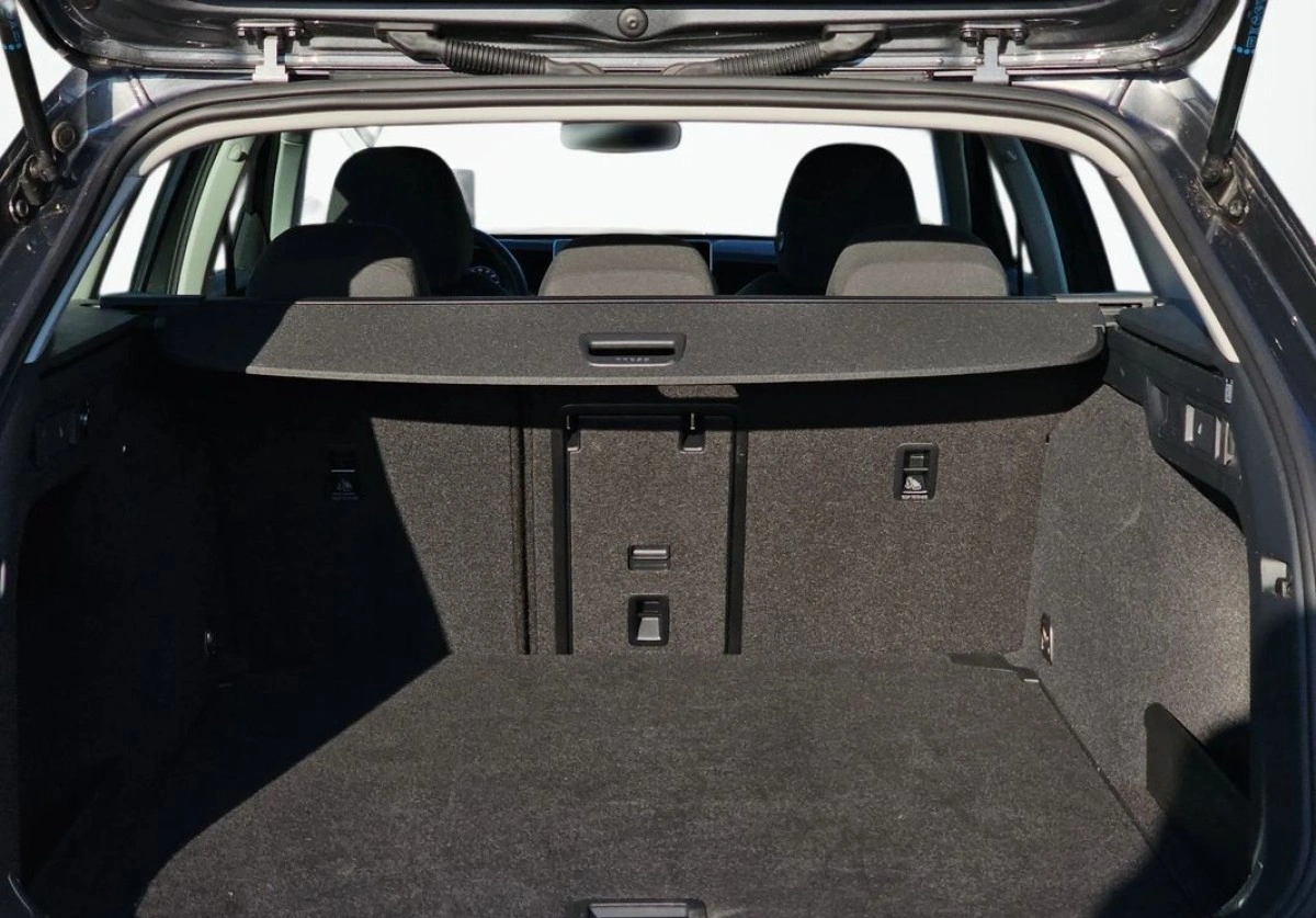 Volkswagen Passat Variant - Zdjęcie 31