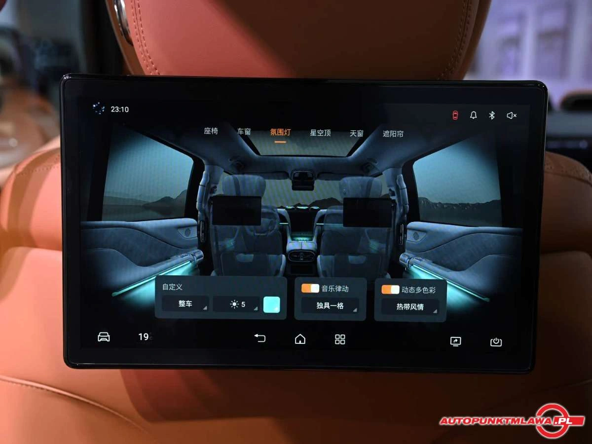 BYD Yangwang U8 - Zdjęcie 18