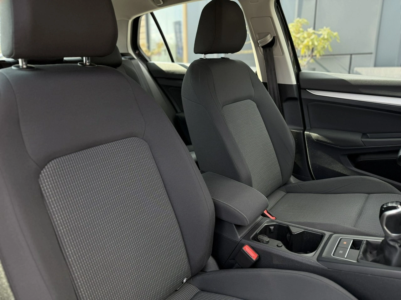 Volkswagen Golf - Zdjęcie 14