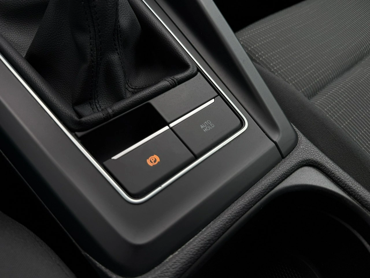 Volkswagen Golf - Zdjęcie 30