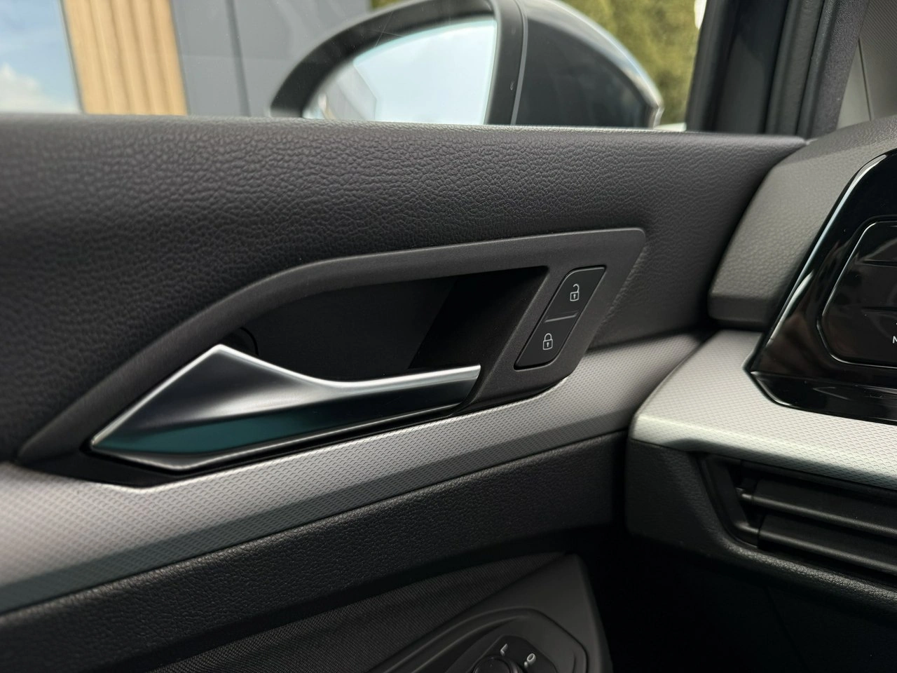 Volkswagen Golf - Zdjęcie 34