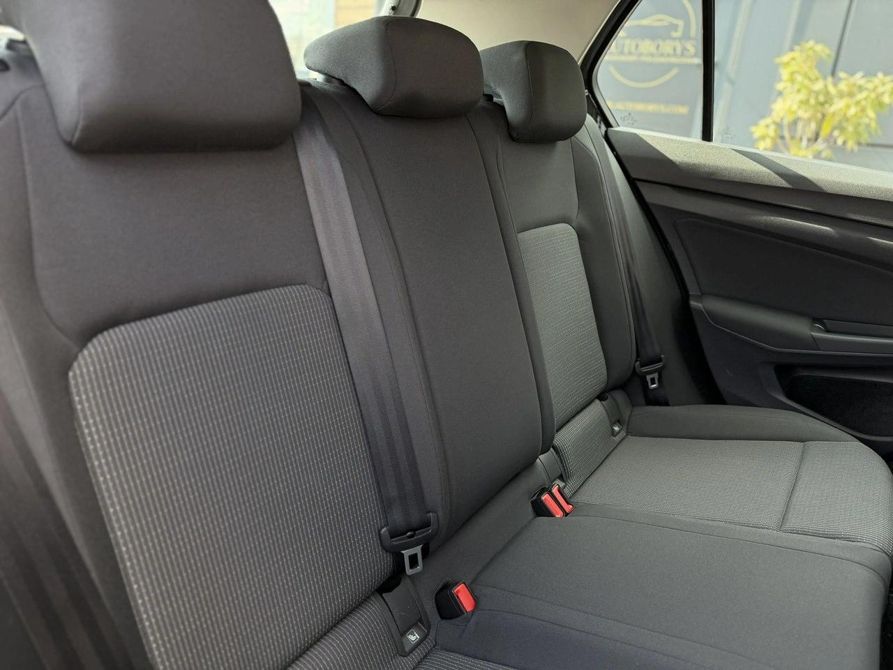 Volkswagen Golf - Zdjęcie 38