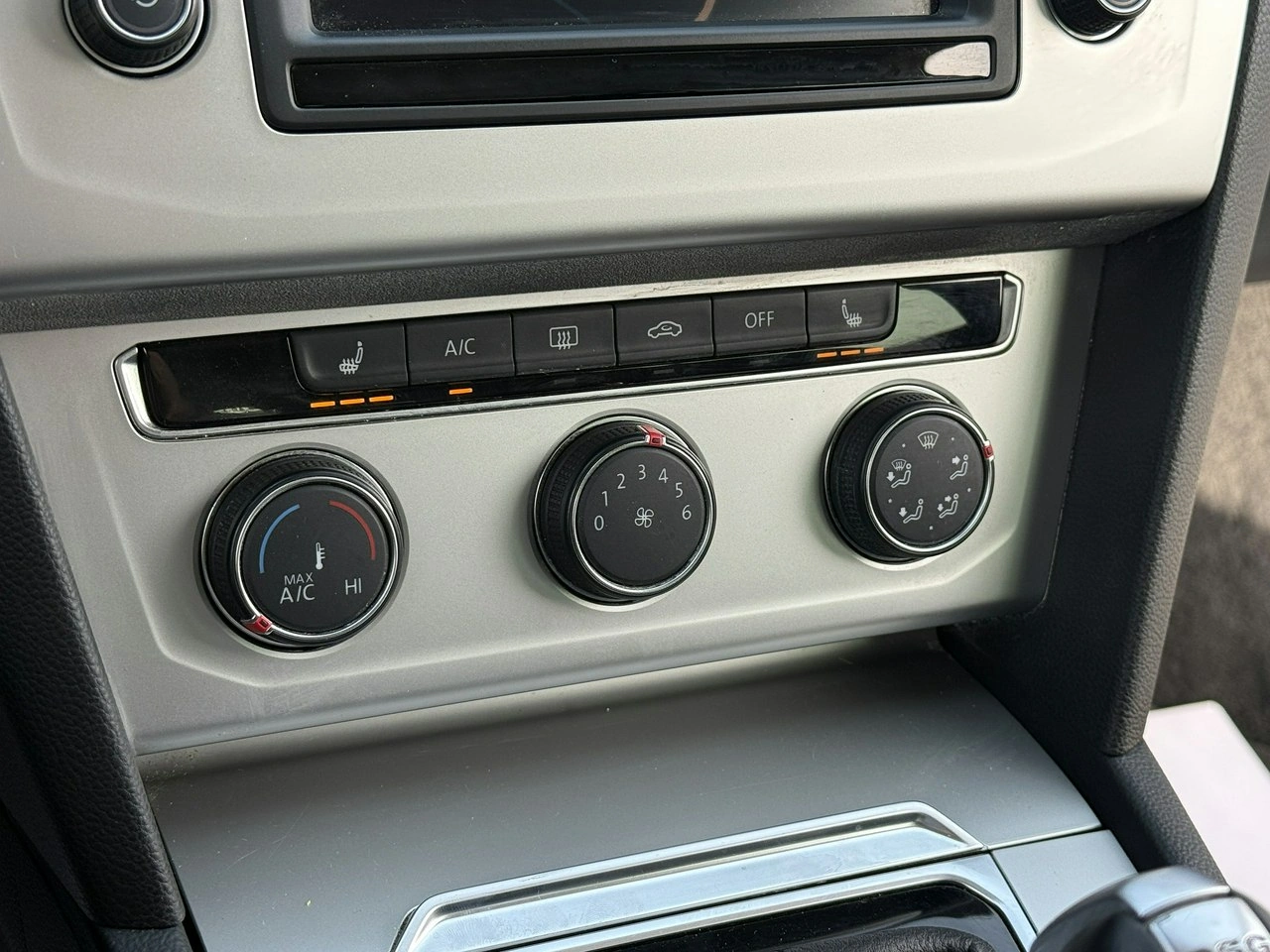 Volkswagen Passat - Zdjęcie 75