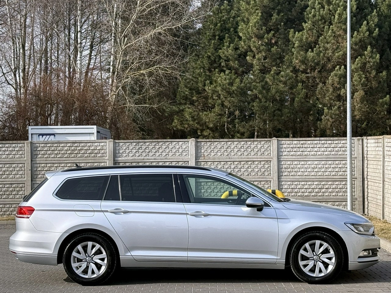 Volkswagen Passat - Zdjęcie 38