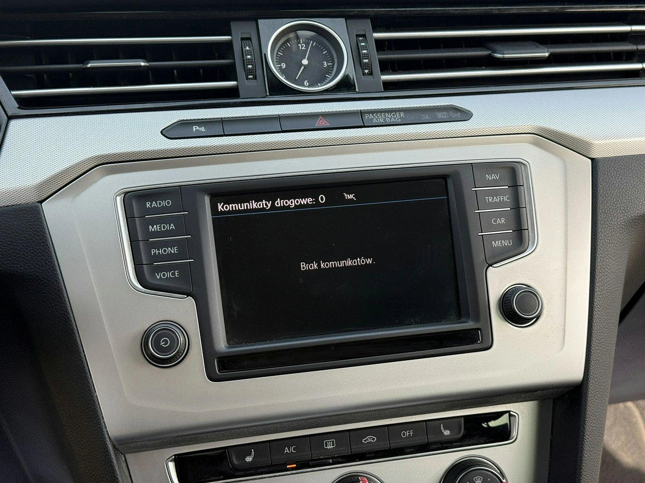 Volkswagen Passat - Zdjęcie 47