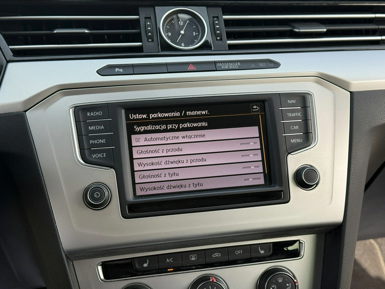 Volkswagen Passat - Zdjęcie 52