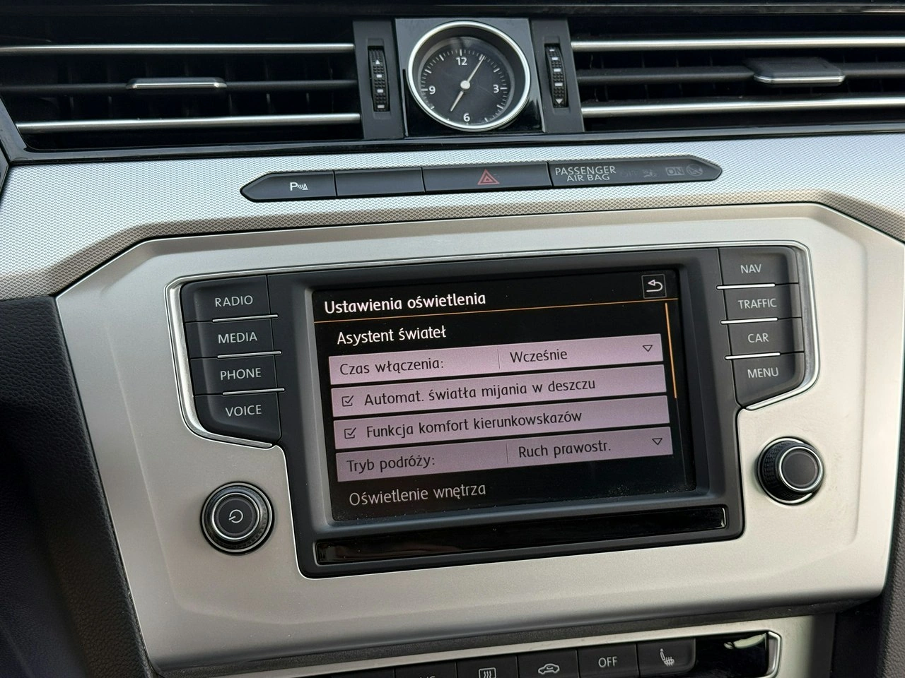 Volkswagen Passat - Zdjęcie 53