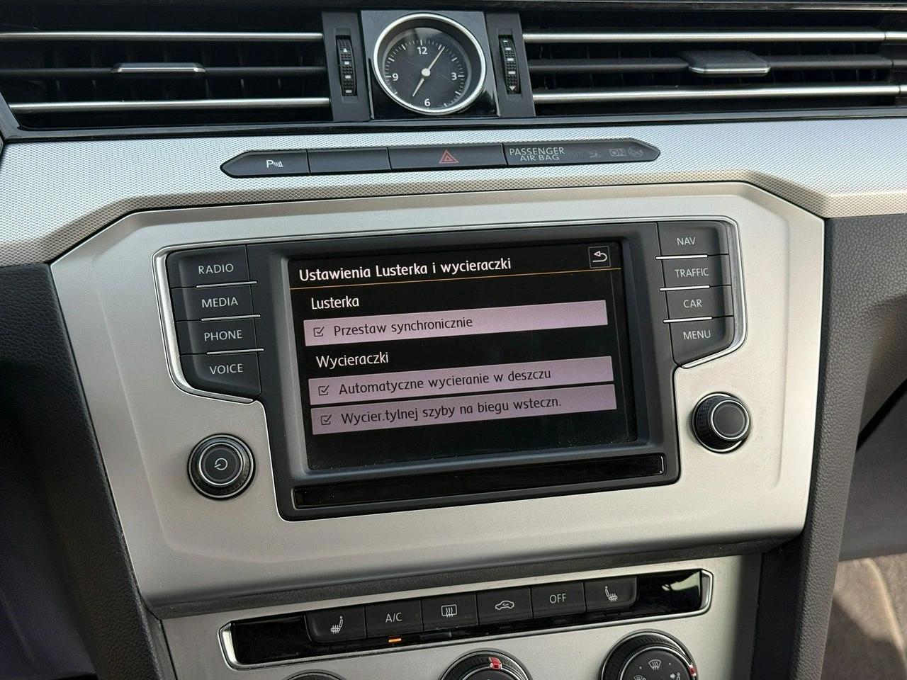 Volkswagen Passat - Zdjęcie 55