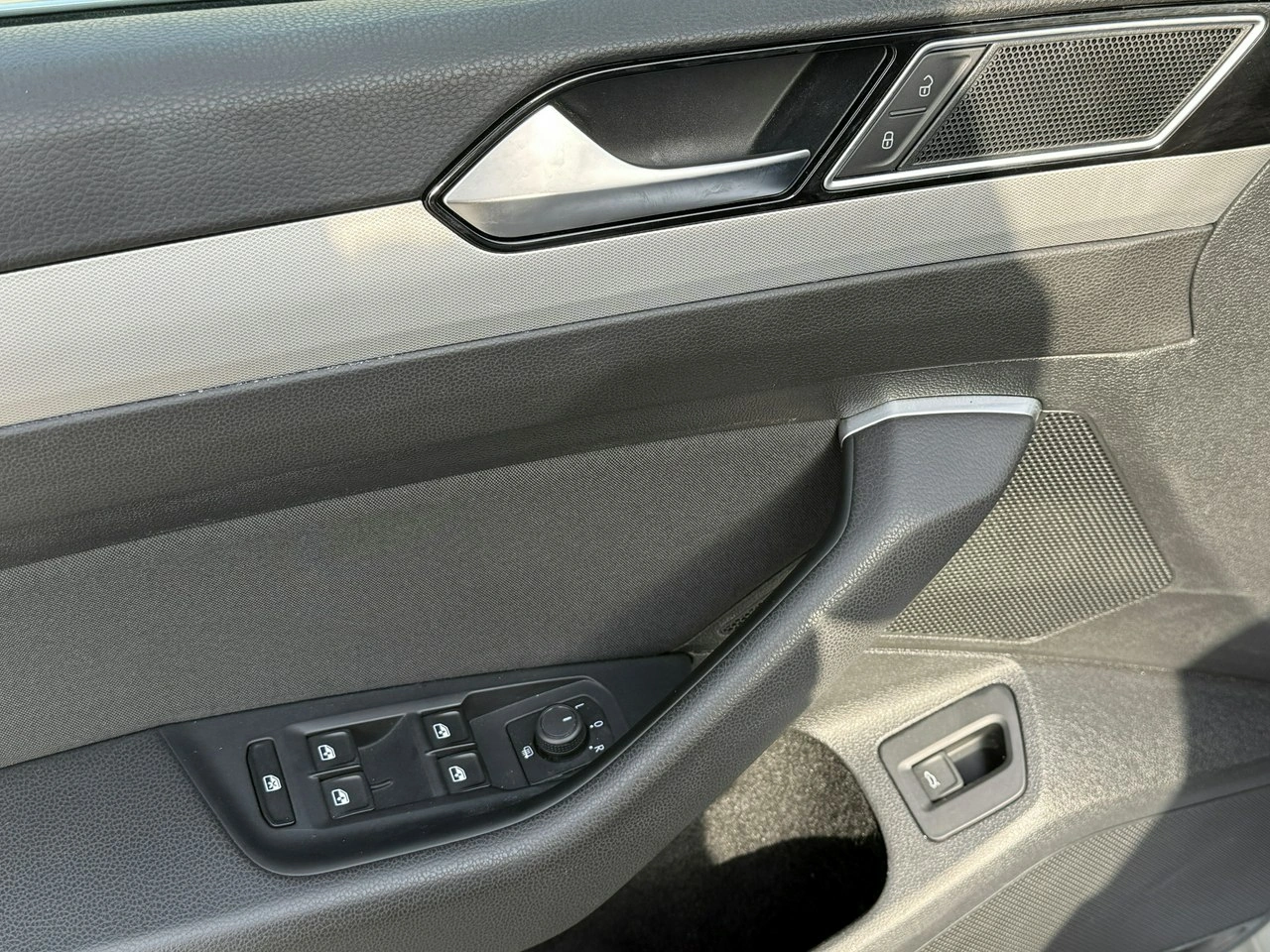 Volkswagen Passat - Zdjęcie 9