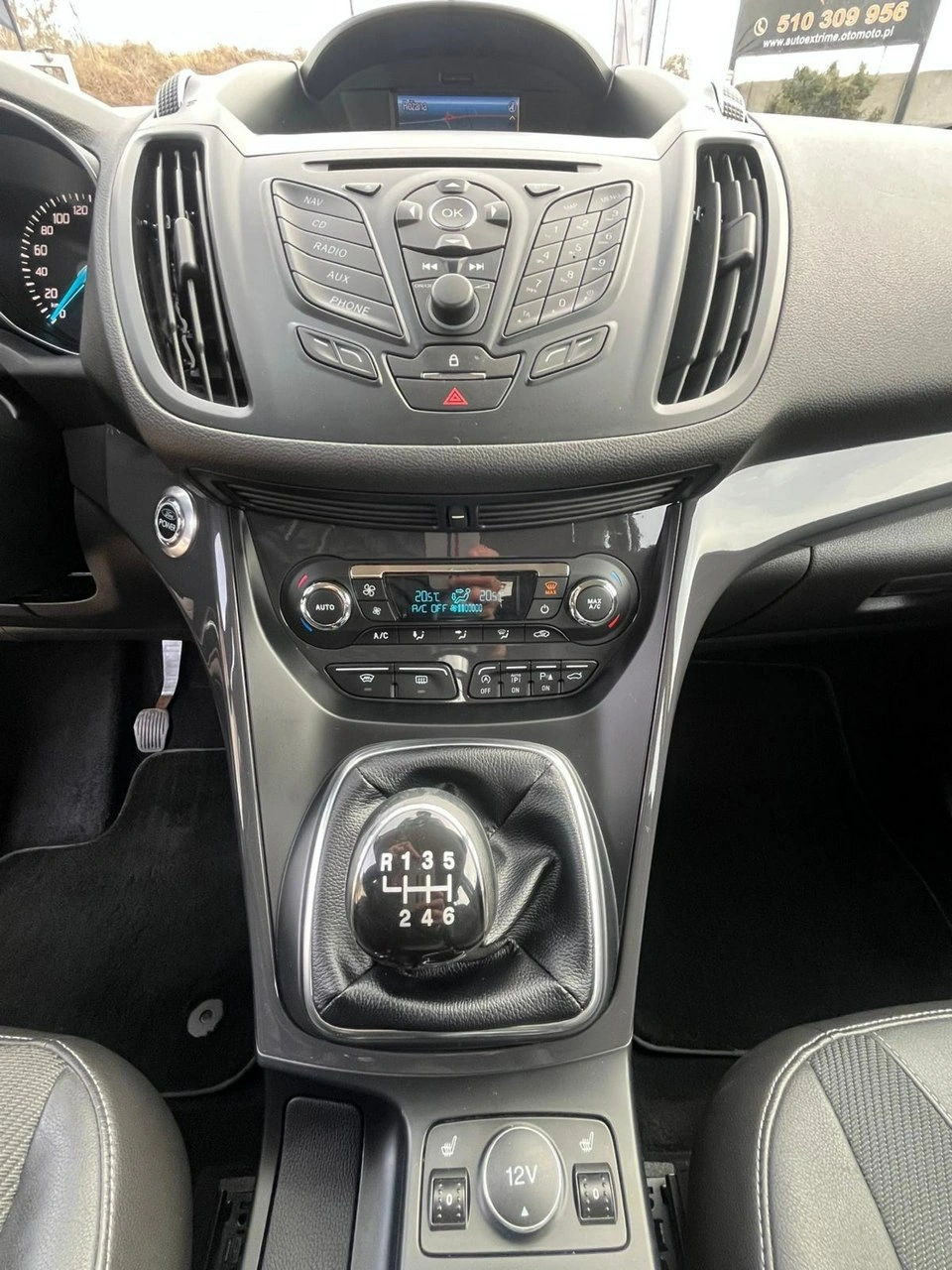 Ford Kuga - Zdjęcie 19