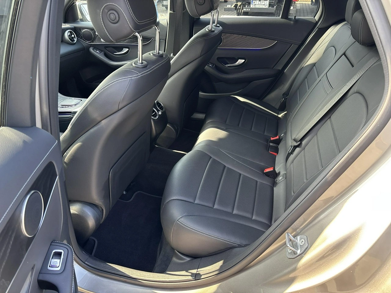 Mercedes GLC 200 - Zdjęcie 11