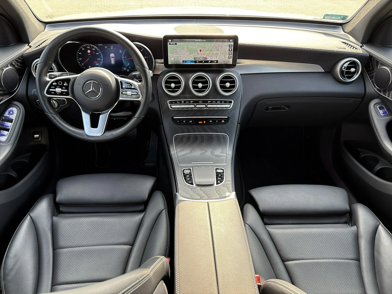 Mercedes GLC 200 - Zdjęcie 13
