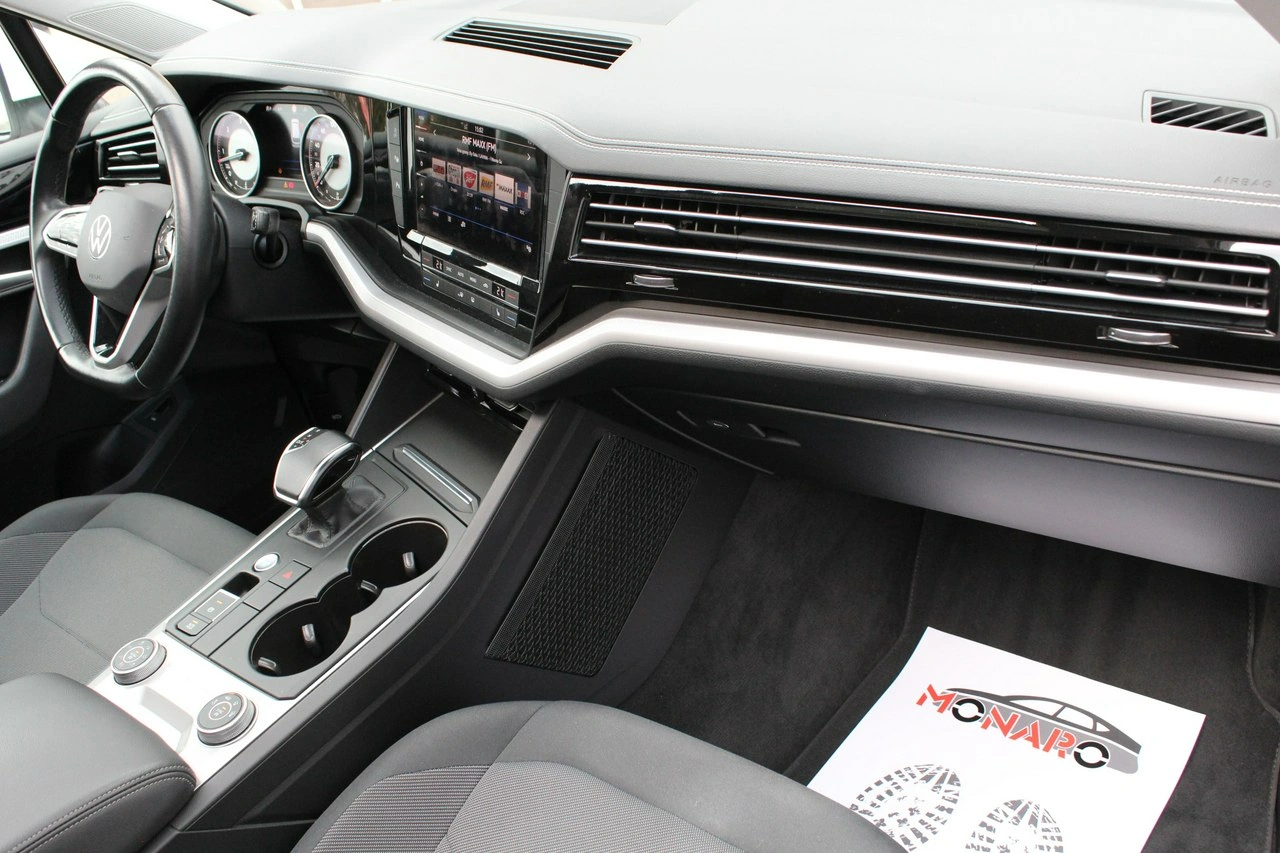 Volkswagen Touareg - Zdjęcie 13