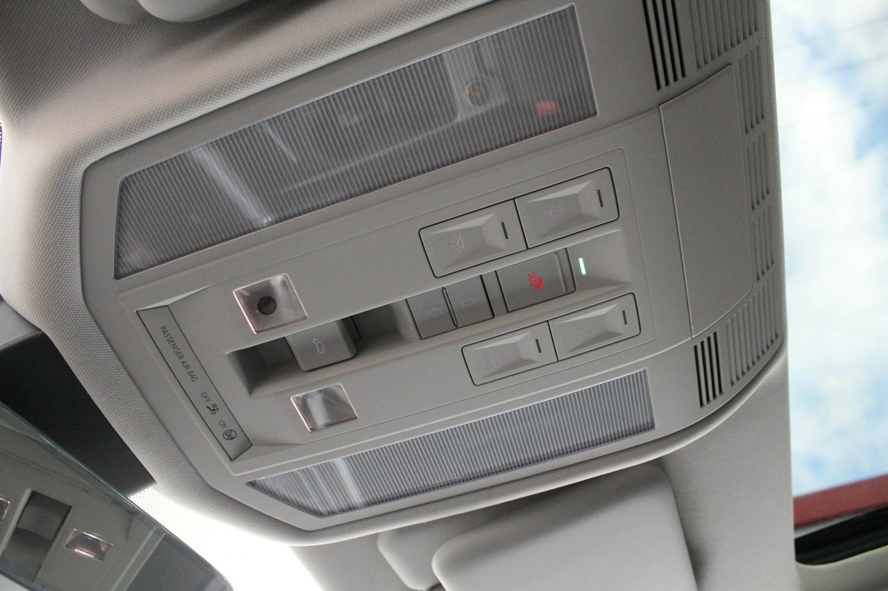 Volkswagen Touareg - Zdjęcie 16