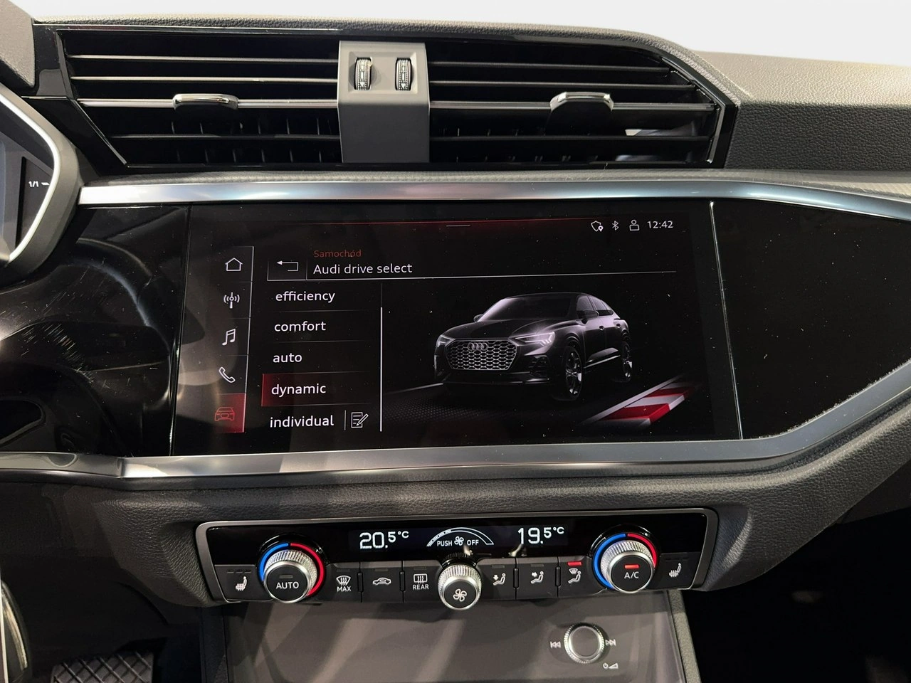 Audi Q3 - Zdjęcie 22