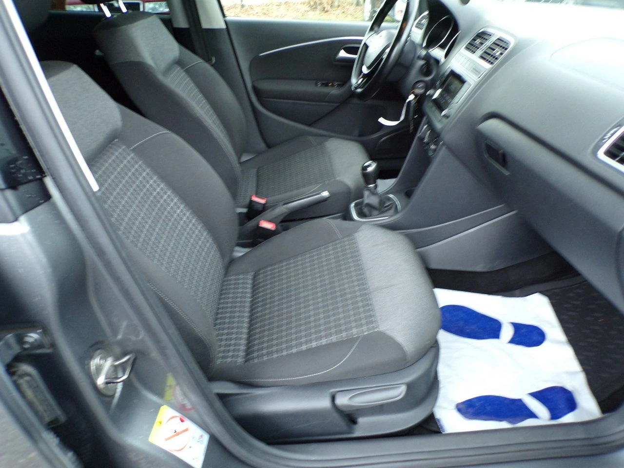 Volkswagen Polo - Zdjęcie 17