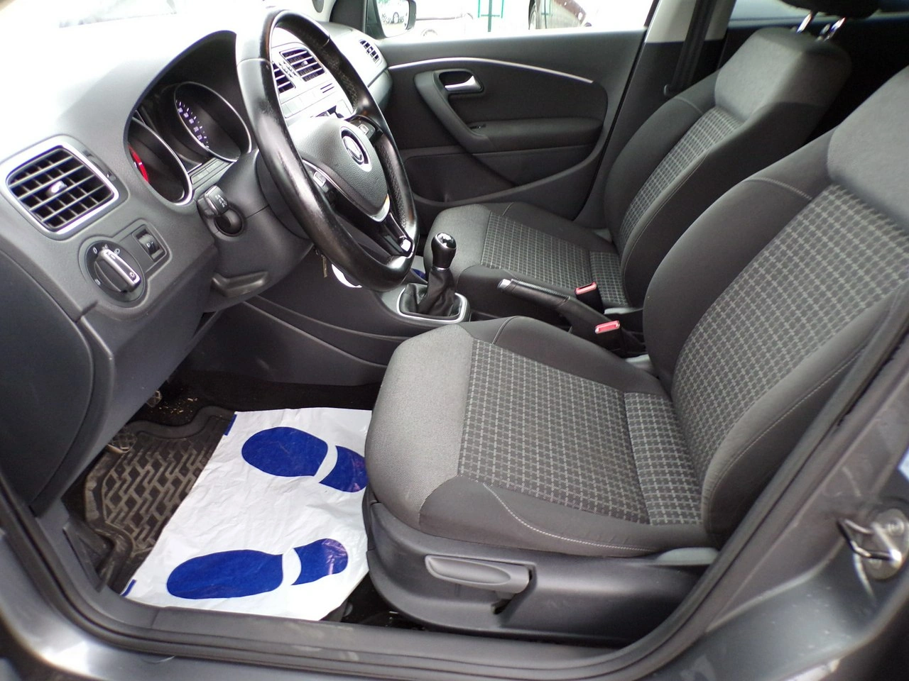 Volkswagen Polo - Zdjęcie 27