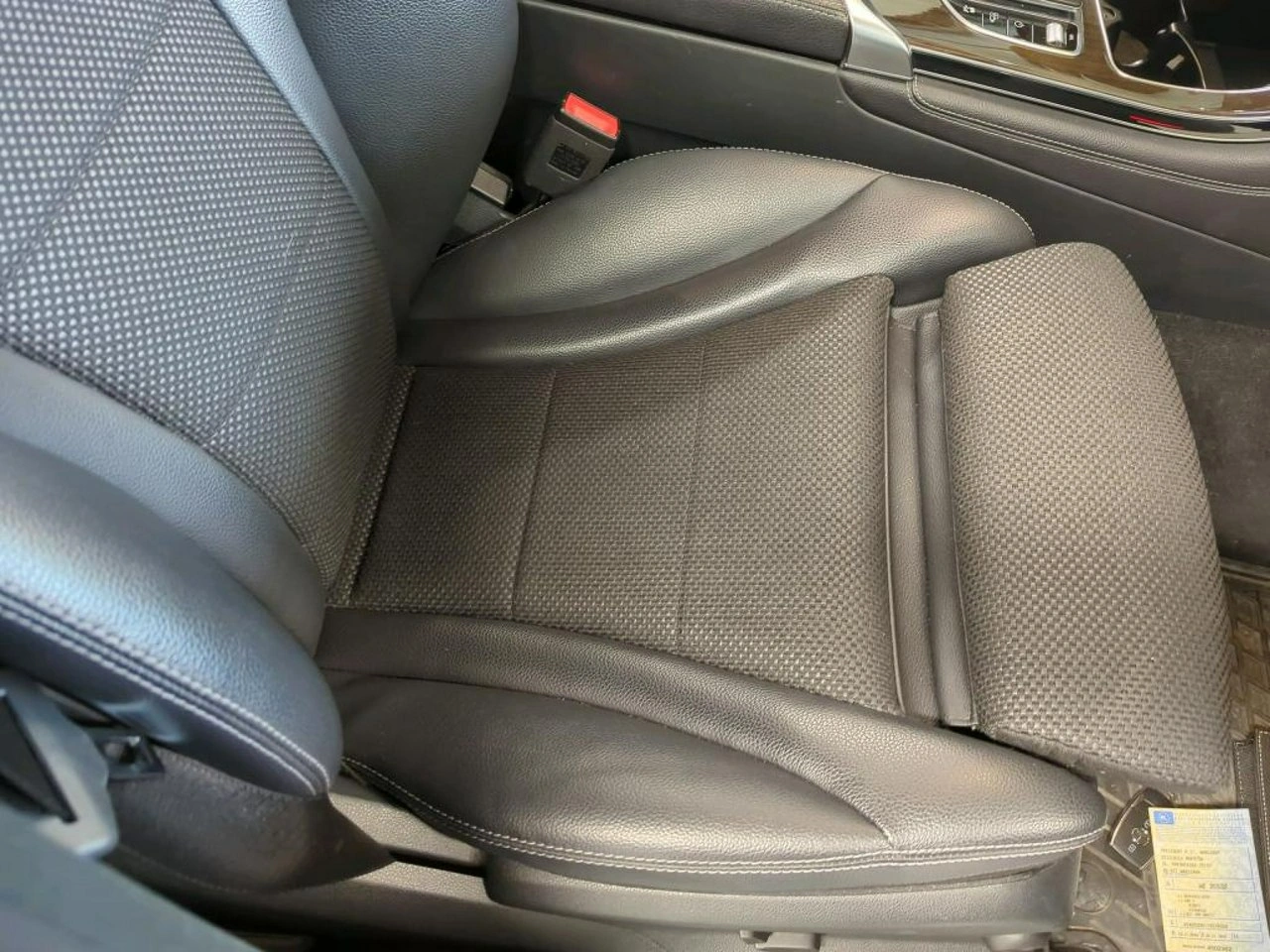 Mercedes GLC 200 - Zdjęcie 22