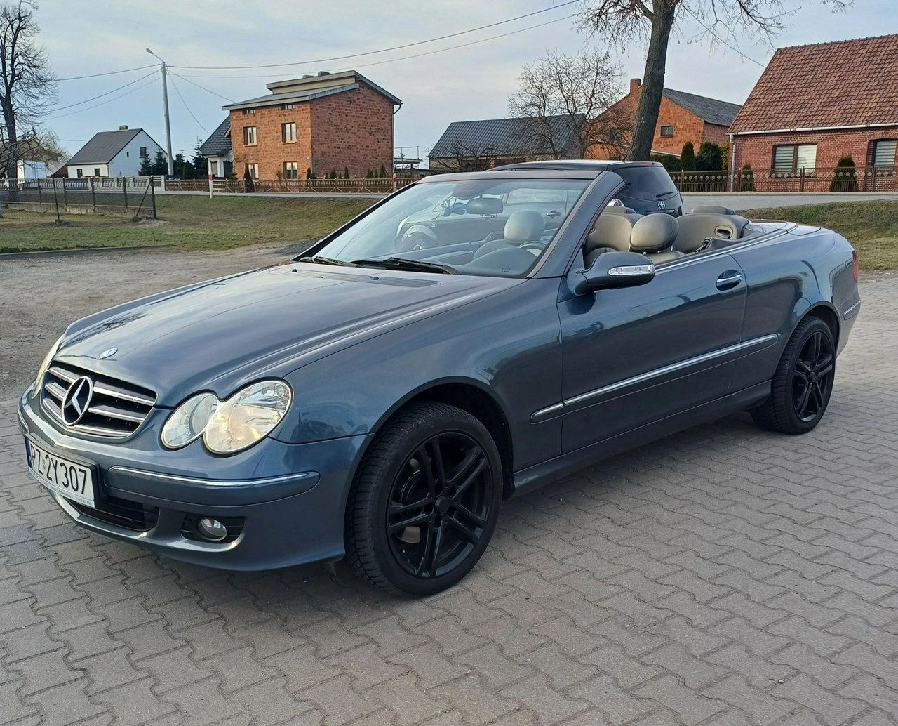 Mercedes CLK 200 - Zdjęcie 2