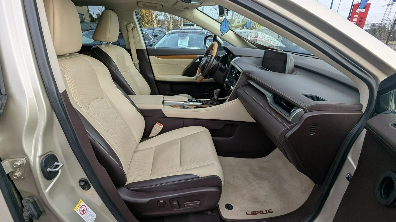 Lexus RX - Zdjęcie 19