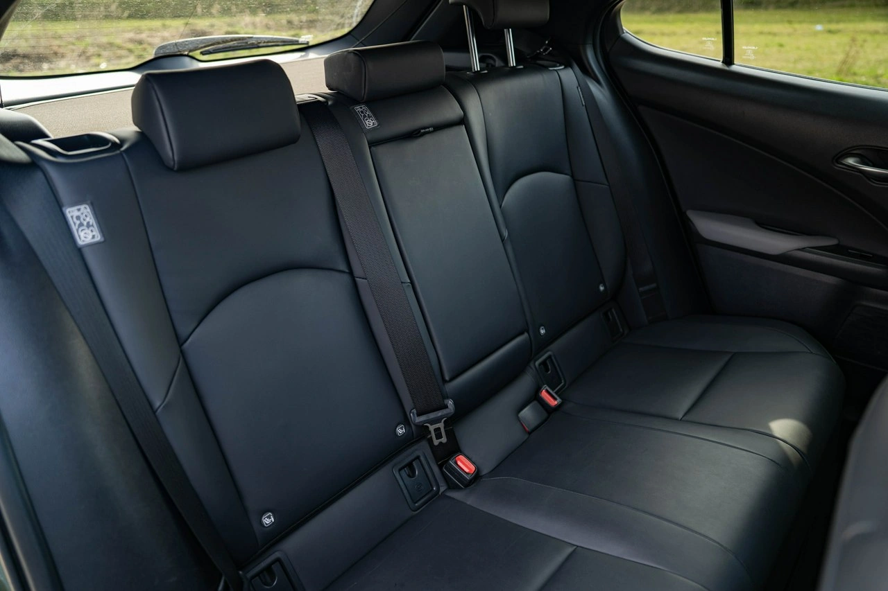 Lexus UX - Zdjęcie 25