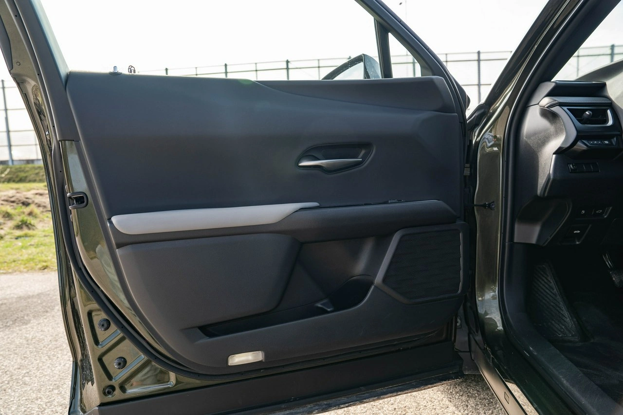 Lexus UX - Zdjęcie 31