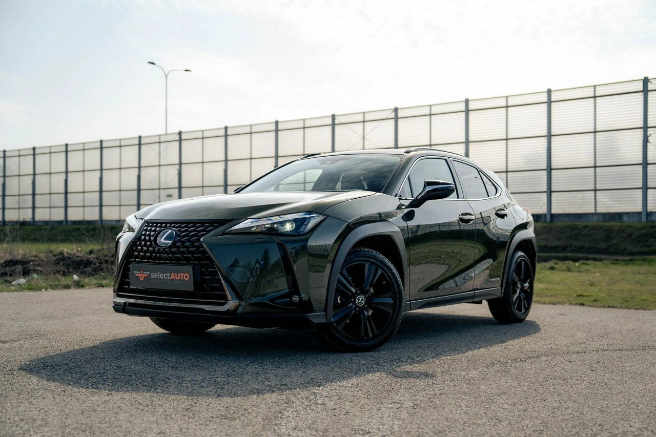 Lexus UX - Główne zdjęcie