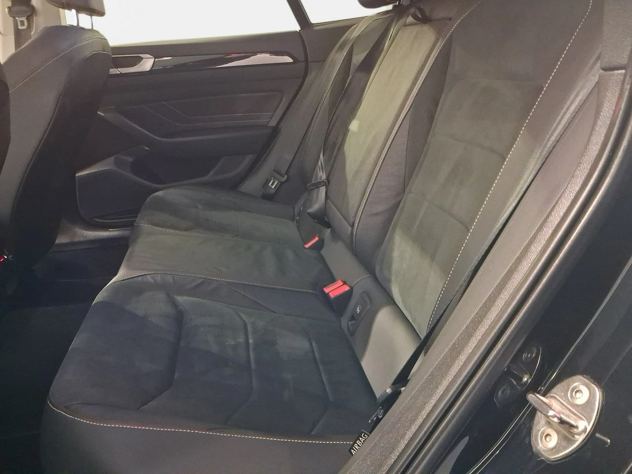 Volkswagen Arteon - Zdjęcie 9