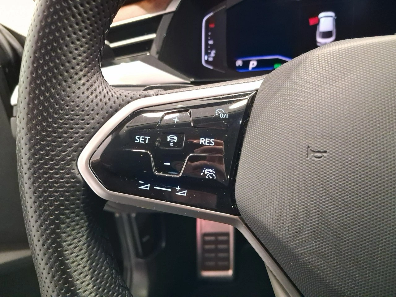 Volkswagen Arteon - Zdjęcie 13