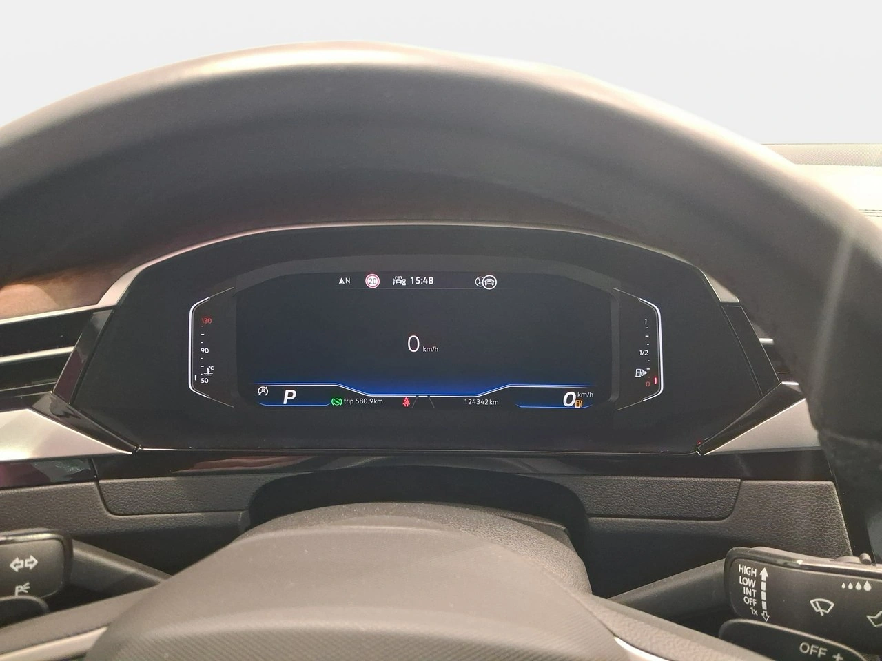 Volkswagen Arteon - Zdjęcie 15