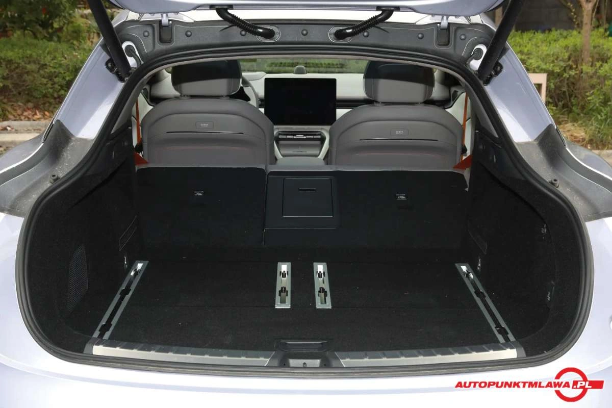 ZEEKR 007 - Zdjęcie 22