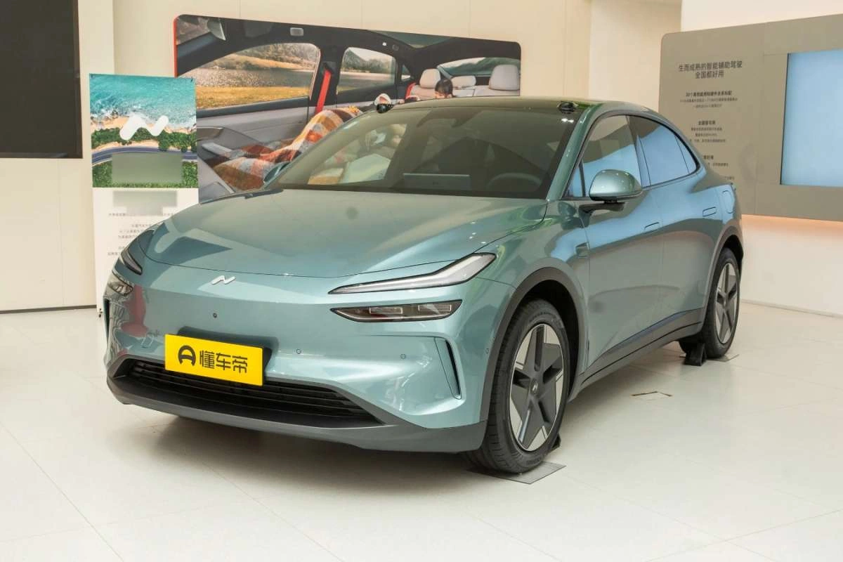 NIO el7 - Główne zdjęcie