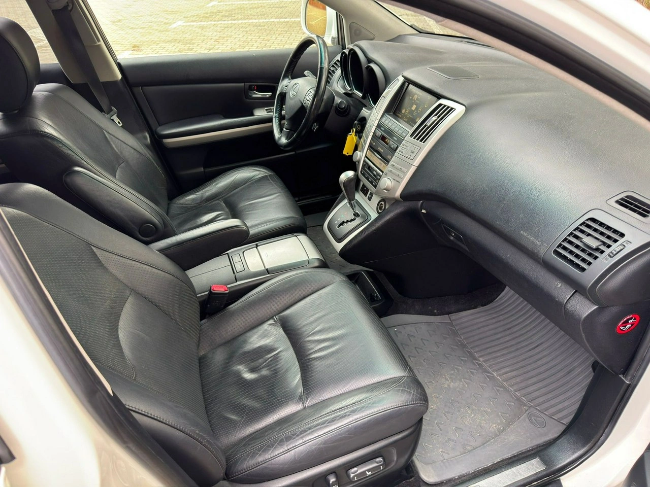 Lexus RX - Zdjęcie 26