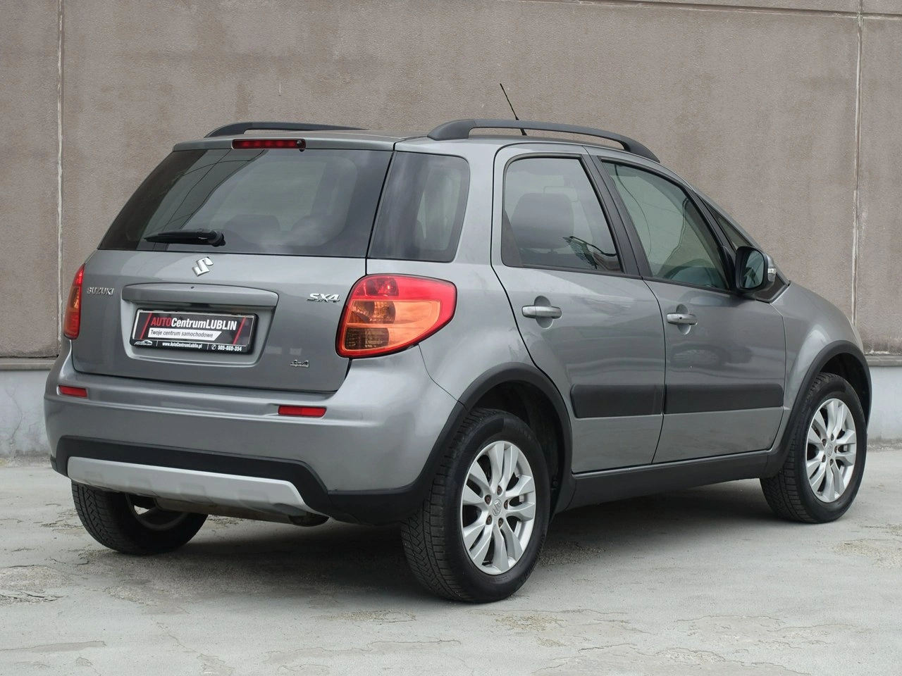 Suzuki SX4 - Zdjęcie 10